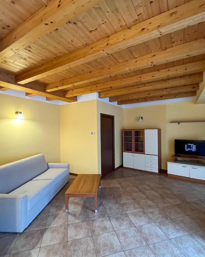 Casa Vacanze Al Lago P2 Monasterolo del Castello Extérieur photo